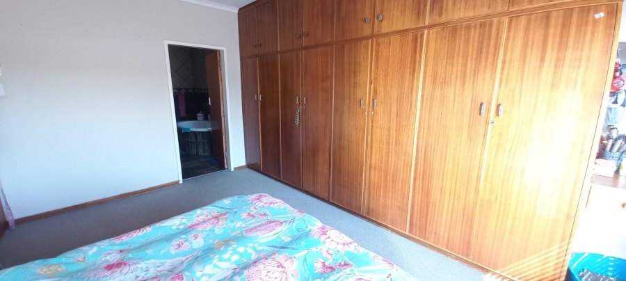 5 Bedroom Property for Sale in Panorama Free State